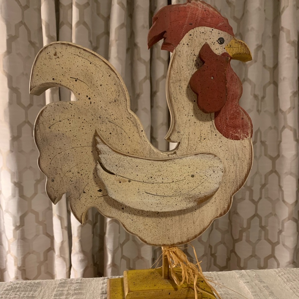 Rustic wood 16” H farm house hand carved Chicken/Hen